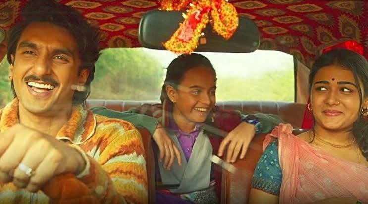Hollywood: Jayeshbhai Jordaar (2022) [Download Movie] | Critic Circle